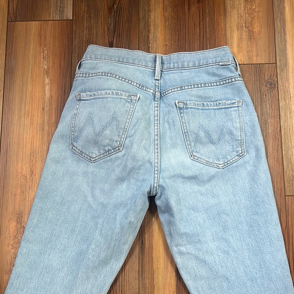 MOTHER Blue Straight Leg Jeans with Vintage Charm